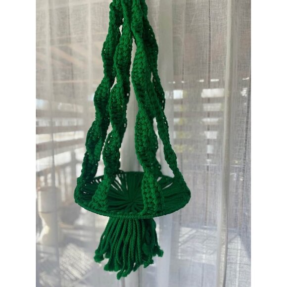 Vintage Green Macrame Plant Hanger - Picture 1 of 6